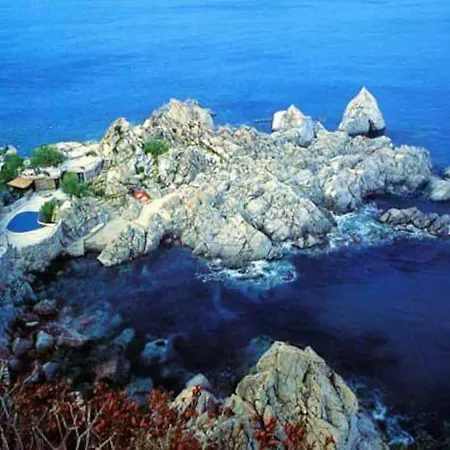 Baia Di Imminens Mari Apartment *